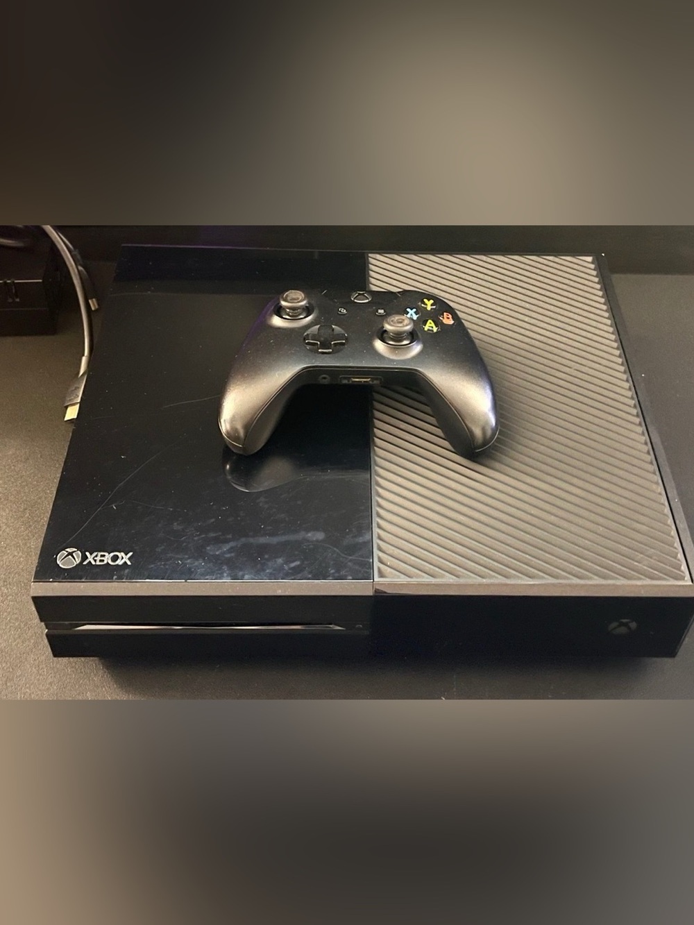 Console with Black Wireless Controller - Sleek Gaming Bundle